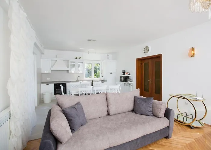 Διαμέρισμα Pepi *