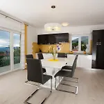 Pepi Apartament Lovran