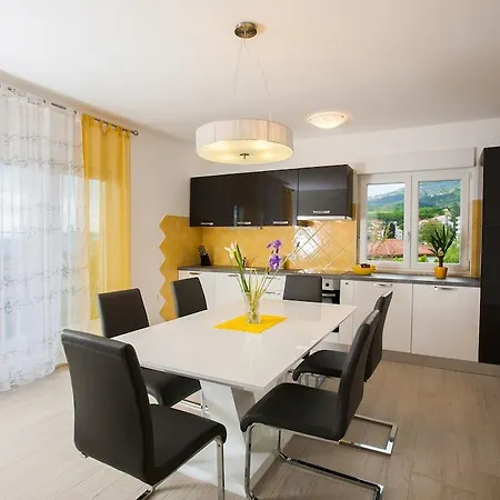 Pepi Apartment Lovran