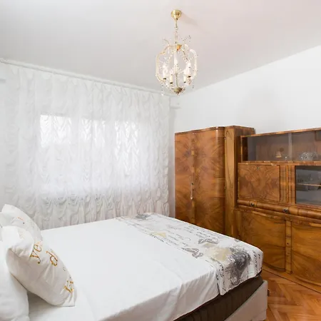 Pepi Apartment *